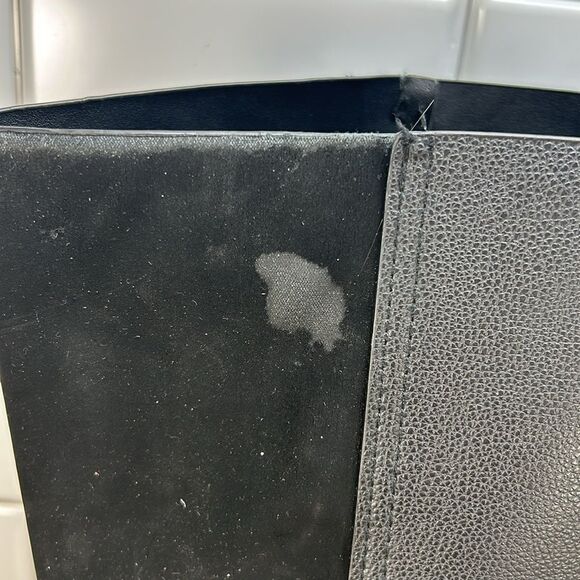 0327 Victoria's Secret black extra large tote - Picture 6 of 6